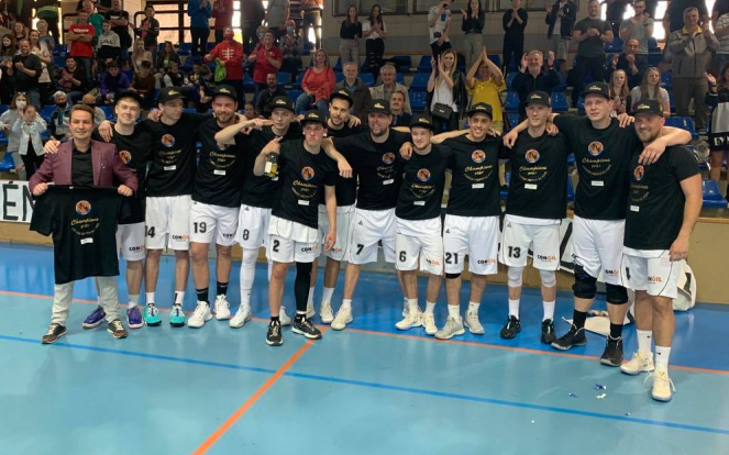 Pápai csapatsportok - Sorra esnek vissza a helyi klubok