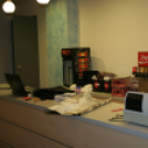 Helyén az új mozivászon a pápai Petőfi Moziban