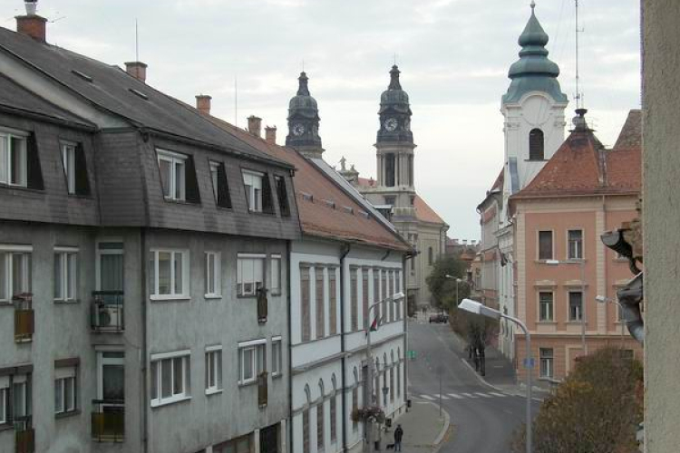 A lakáspiac lendületét tükrözik a hírek, Pápán mégsem drágulnak brutálisan az ingatlanok
