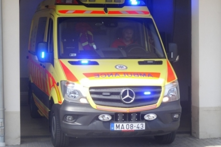 Súlyosan megsérült egy amerikai tanár Pápán