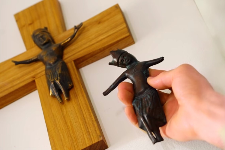 Homokbödögei korpusz - A 13. századi ritka műkincs a Magyar Nemzeti Múzeumba került