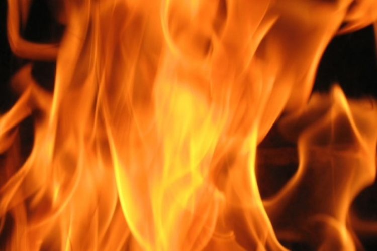 Családi ház égett Pápa külvárosában