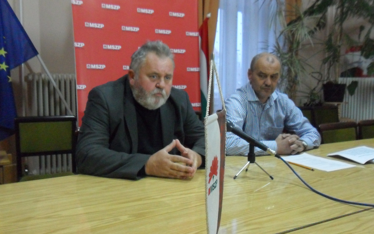 Gőgös Zoltán: Nem megoldás a sertésáfa-csökkentés 