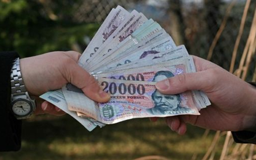 Anya és lánya - Uzsorázás miatt ítélték el őket