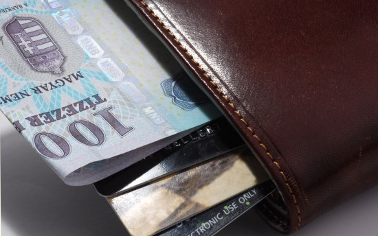 Kollégájától lopott, lebukott