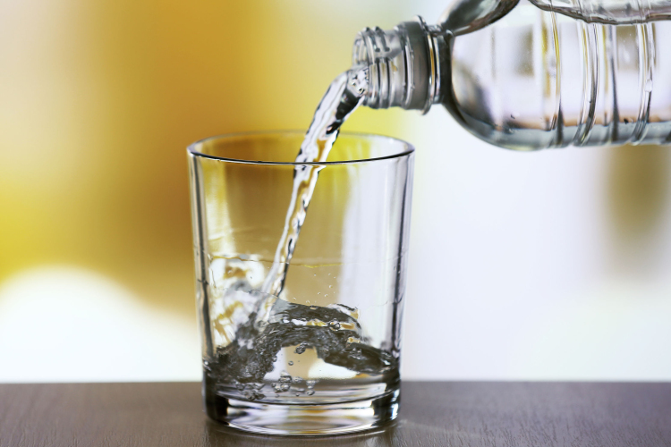 Kórházba került több pápai óvodás, hipós vizet ittak