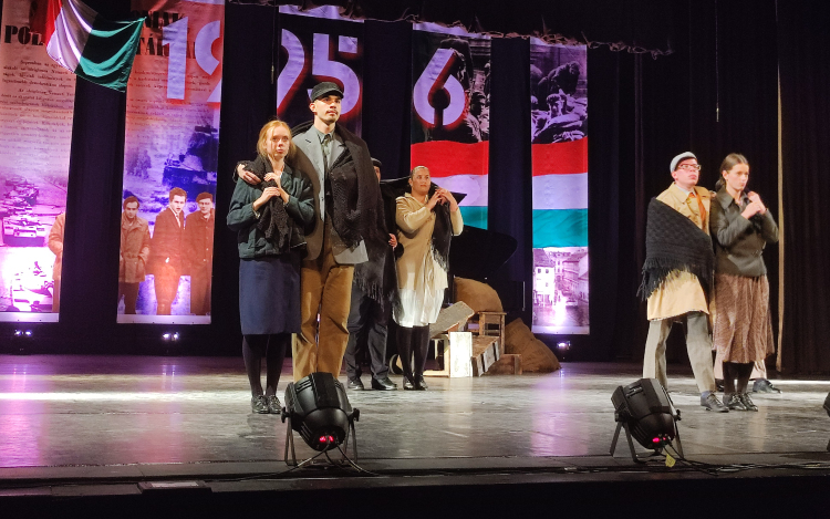 1956, te csillag! - Megemlékezés Pápán