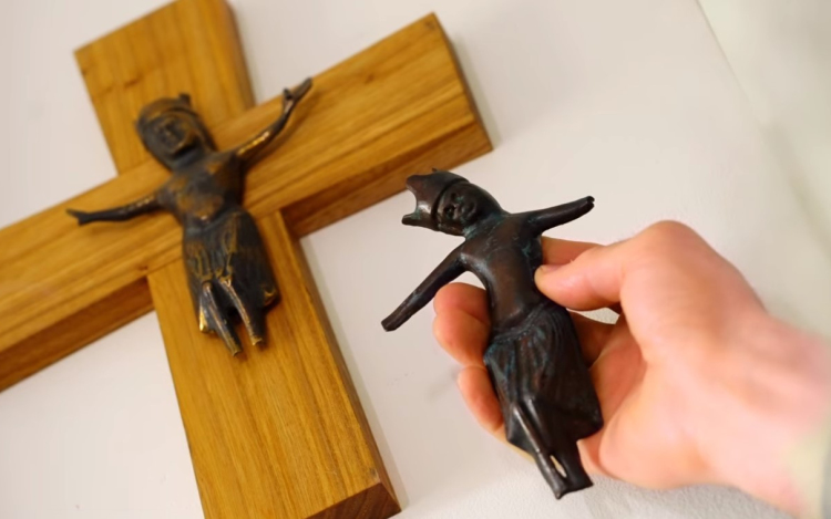 Homokbödögei korpusz - A 13. századi ritka műkincs a Magyar Nemzeti Múzeumba került