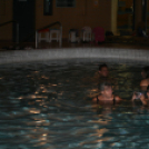 Éjszakai Fürdőzés a pápai Várkertfürdőben