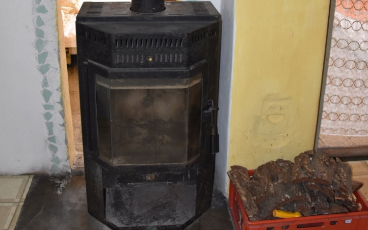 Lezárt akta: Lakatlan házból loptak