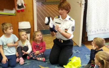 Ovi-Zsaru foglalkozás Bakonyjákón