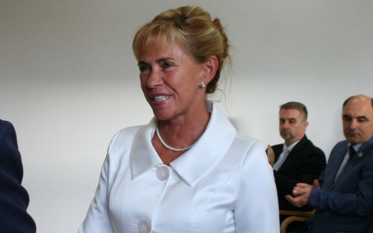 Nem szakad el a várostól Töreki-Vörös Ibolya