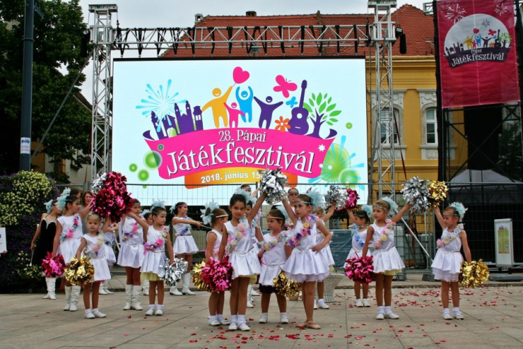 Pápai Játékfesztivál - 2018 - Péntek - Délutáni Programok