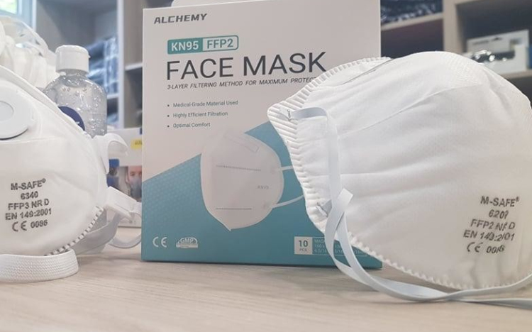 Elkapkodták az FFP2 maszkokat, pedig hivatalosan senki nem mondta, hogy kötelezővé tennék