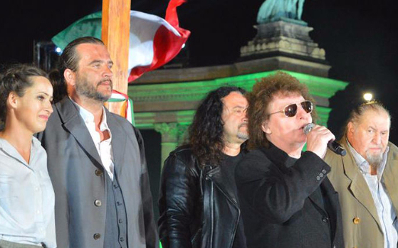 Demjén Rózsi mindenáron meg akarta tartani pápai koncertjét