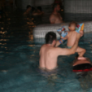 Éjszakai Fürdőzés a pápai Várkertfürdőben