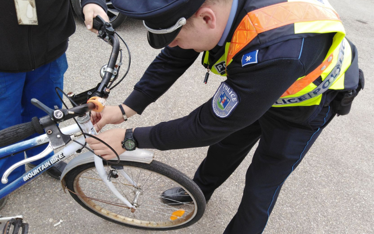 Biztonságos a kerékpárom akció Csóton
