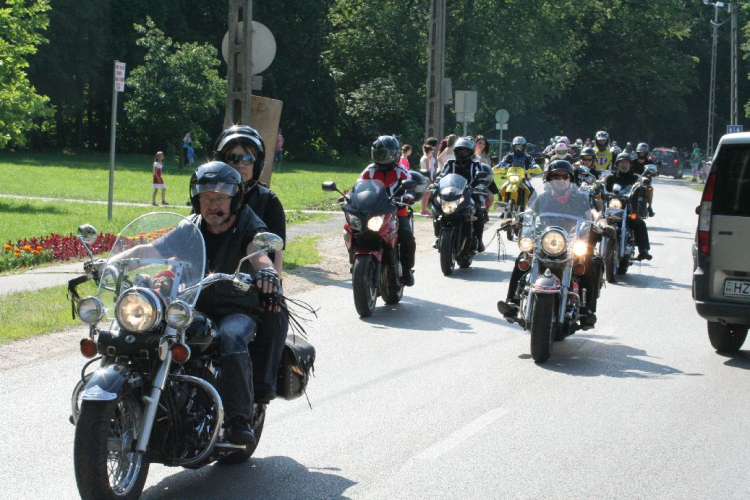 Motoros felvonulás - Pápai Játékfesztivál - 2013
