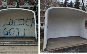 Kifestette az összefirkált buszmegállókat a Városfejlesztő