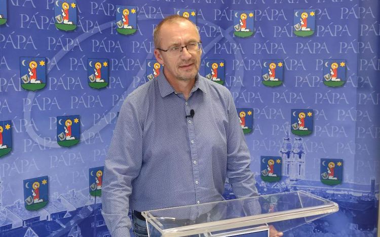 Döntött a polgármester: Kötelező a védőoltás az önkormányzati intézmények dolgozóinak!