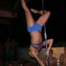 Éjszakai Fürdőzés a pápai Várkertfürdőben