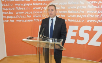 Kovács Zoltán: Pápán és környékén nincs földmutyi