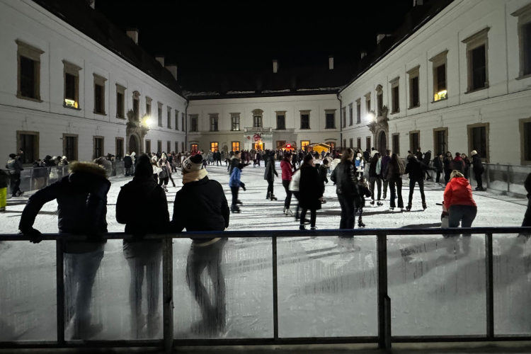 Szerdán nyit a koripálya!