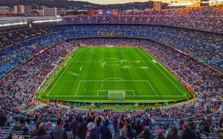 Ki nyeri a 2025-ös magyar futballbajnokságot?