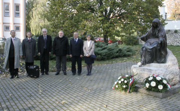 Grőber: A Fidesz azt teszi, ami ellen '56-ban harcoltak