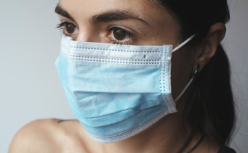 Újra egyre többet hordják a maszkot a magyarok