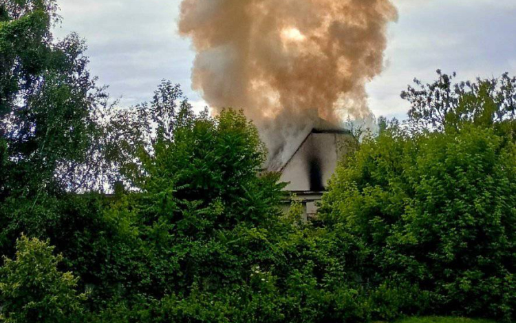 Tűz volt a Téglagyári úton