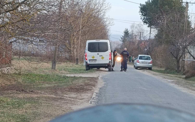 Halott csecsemőt találtak Lovászpatonán, egy ház udvarában