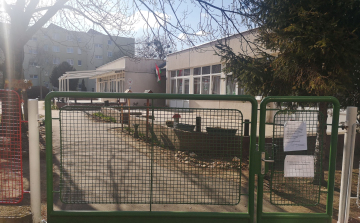 Zárnak a pápai óvodák is, ügyelet sem lesz hétfőtől