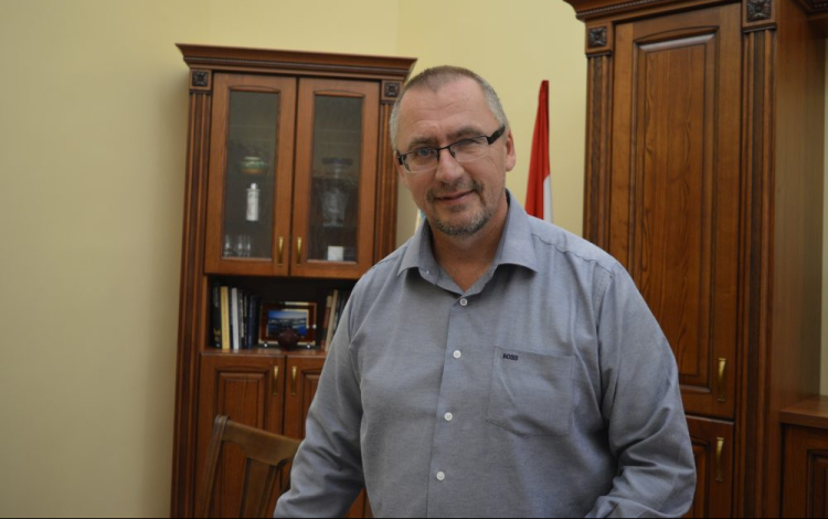 Több felsőoktatásban részt vevő diákot támogatna a pápai önkormányzat