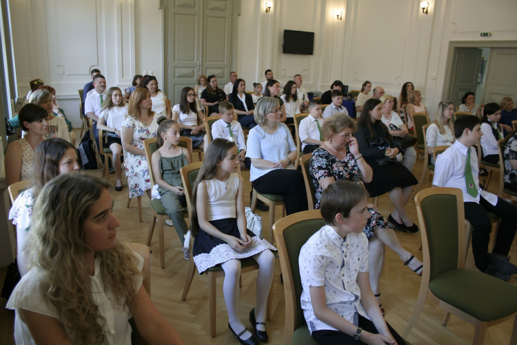 Jó tanuló diákok díjazása