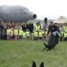 Pápai óvodások és iskolások a Bázisrepülőtéren