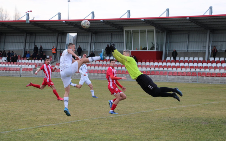 Balatonfüreden szenvedett vereséget a Perutz