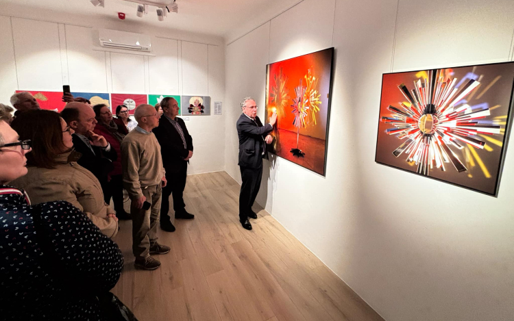 Érted! Érted? - Egyedülálló tárlat érkezett Pápára, a Pannonia Reformata Múzeumba