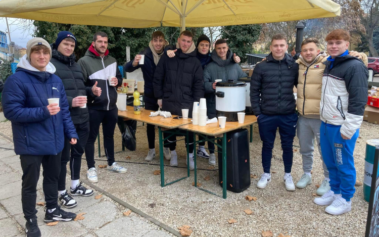 Idén is tart jótékonysági ételvásárt a Perutz!