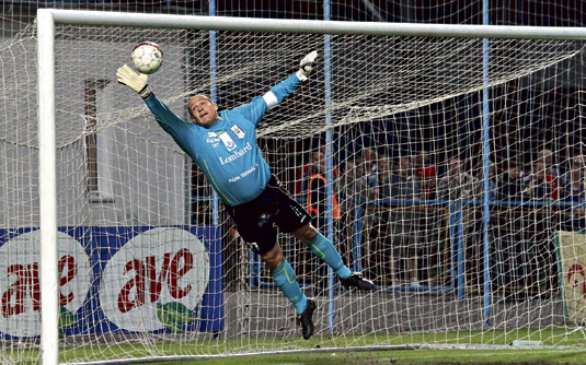 Szűcs parádézott, győzött a Pápa Pécsett!