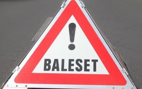 Árokba csúszott egy autó Győrszemerénél