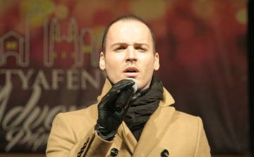 Vásáry André hozta magával az adventi hangulatot