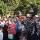 Zene Világnapja - Az Erkel iskolások éneklése a városban