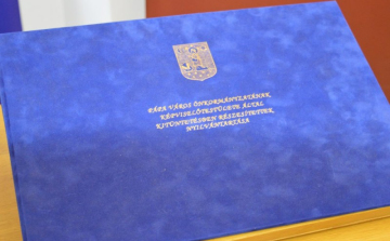 Várják az ajánlásokat a kitüntető címekre