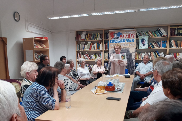 Gábrielné Jáger Teréz és a Petőfihez címzett pápai beszálló vendéglő emlékezete 