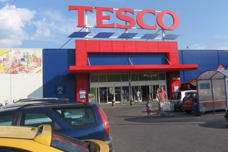 Elhagyja Magyarországot a Tesco?