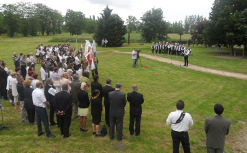 Áldozó Tamás: Amíg a határokon kesergünk, nem vagyunk győztesek