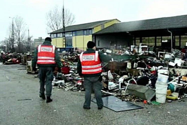 Felszámolja a NAV a Senor fémtelepet