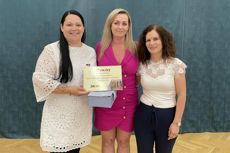 Több mint 500 ezer forint adomány, a belvárosi üzletek és vásárlóik részéről