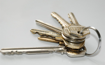 Lakáskulcsot lopott az idős asszony